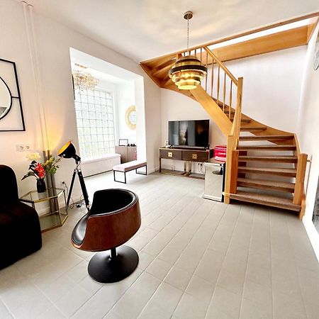 Duplex Apartment Ullstein- 4 Bedrooms, 2 Bathrooms, Living Room, 2 Parking Spaces, Boxspringbeds, Family & Business Apartment! Berlin Zewnętrze zdjęcie