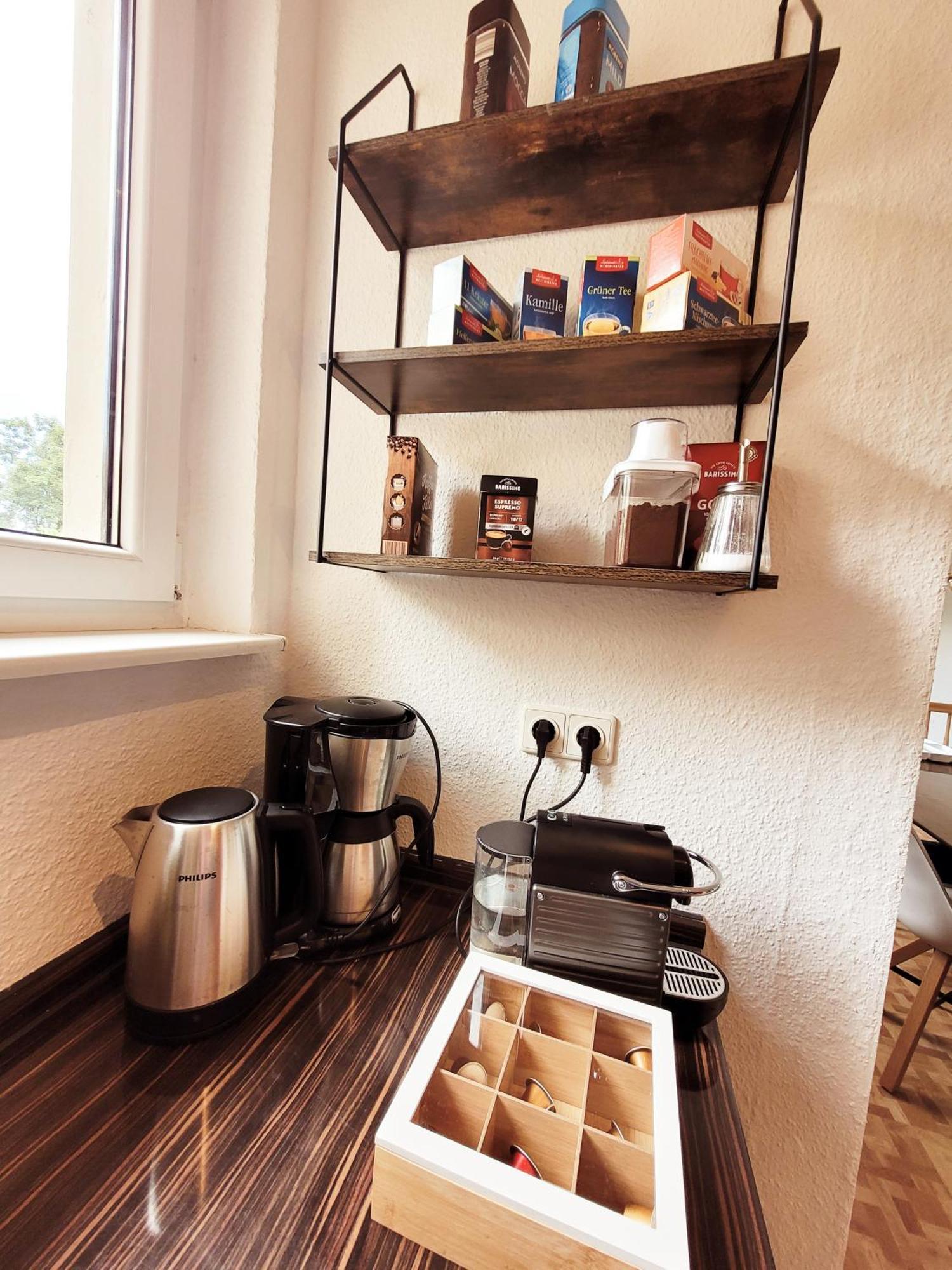 Duplex Apartment Ullstein- 4 Bedrooms, 2 Bathrooms, Living Room, 2 Parking Spaces, Boxspringbeds, Family & Business Apartment! Berlin Zewnętrze zdjęcie