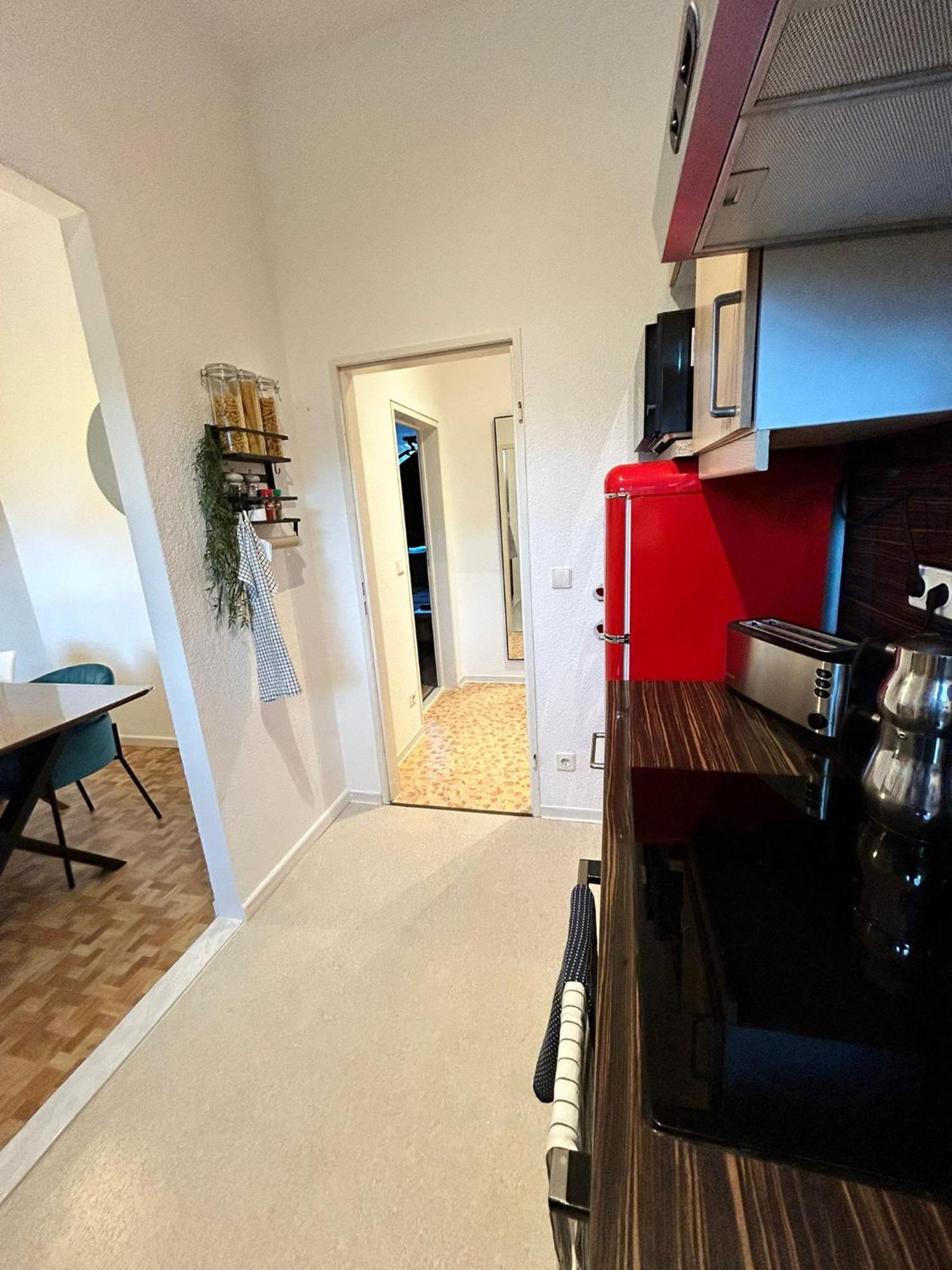 Duplex Apartment Ullstein- 4 Bedrooms, 2 Bathrooms, Living Room, 2 Parking Spaces, Boxspringbeds, Family & Business Apartment! Berlin Zewnętrze zdjęcie