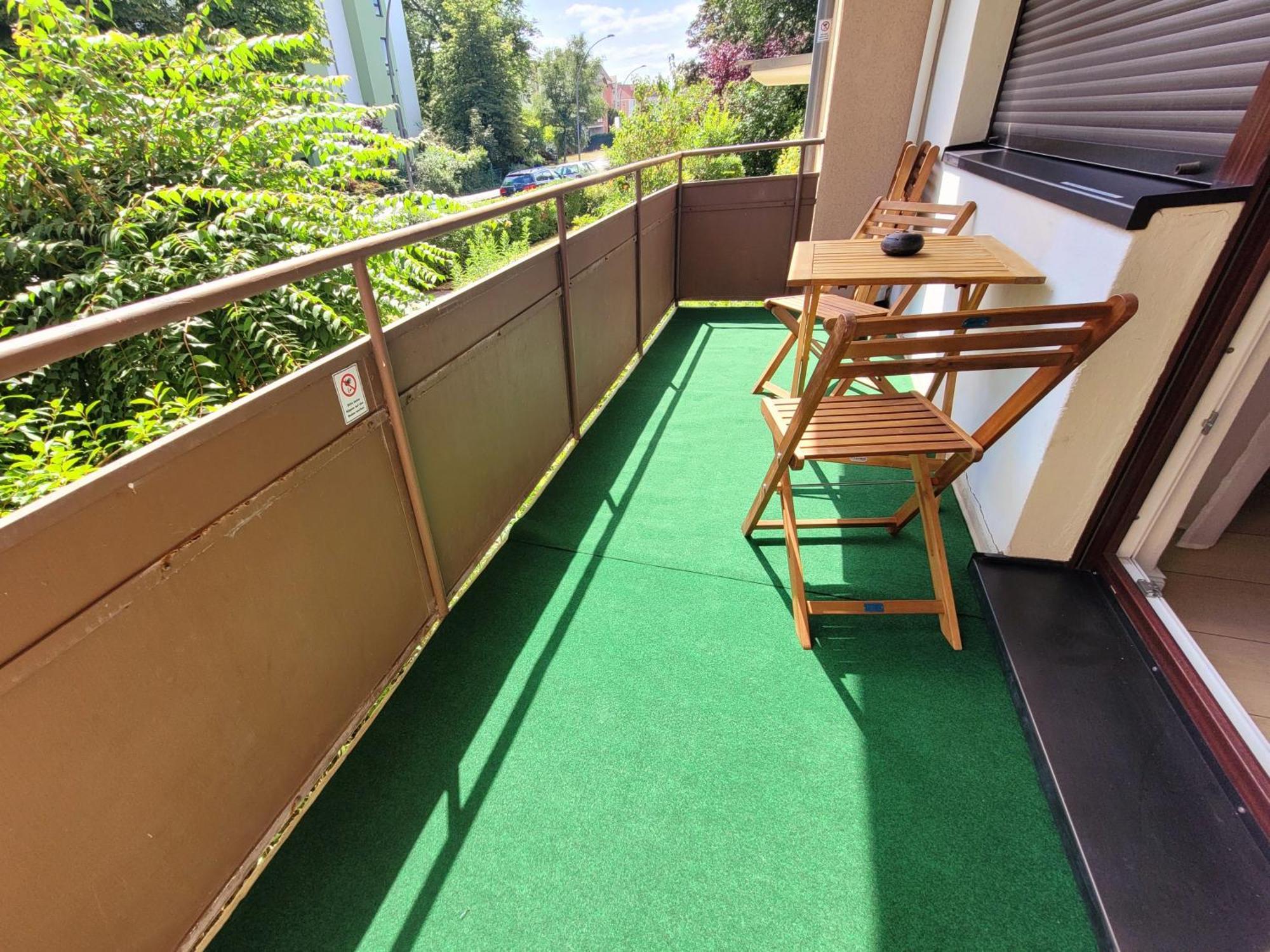 Duplex Apartment Ullstein- 4 Bedrooms, 2 Bathrooms, Living Room, 2 Parking Spaces, Boxspringbeds, Family & Business Apartment! Berlin Zewnętrze zdjęcie