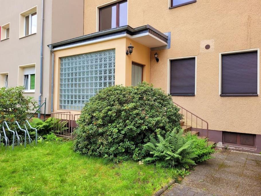 Duplex Apartment Ullstein- 4 Bedrooms, 2 Bathrooms, Living Room, 2 Parking Spaces, Boxspringbeds, Family & Business Apartment! Berlin Zewnętrze zdjęcie