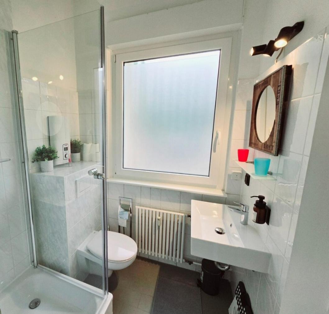 Duplex Apartment Ullstein- 4 Bedrooms, 2 Bathrooms, Living Room, 2 Parking Spaces, Boxspringbeds, Family & Business Apartment! Berlin Zewnętrze zdjęcie